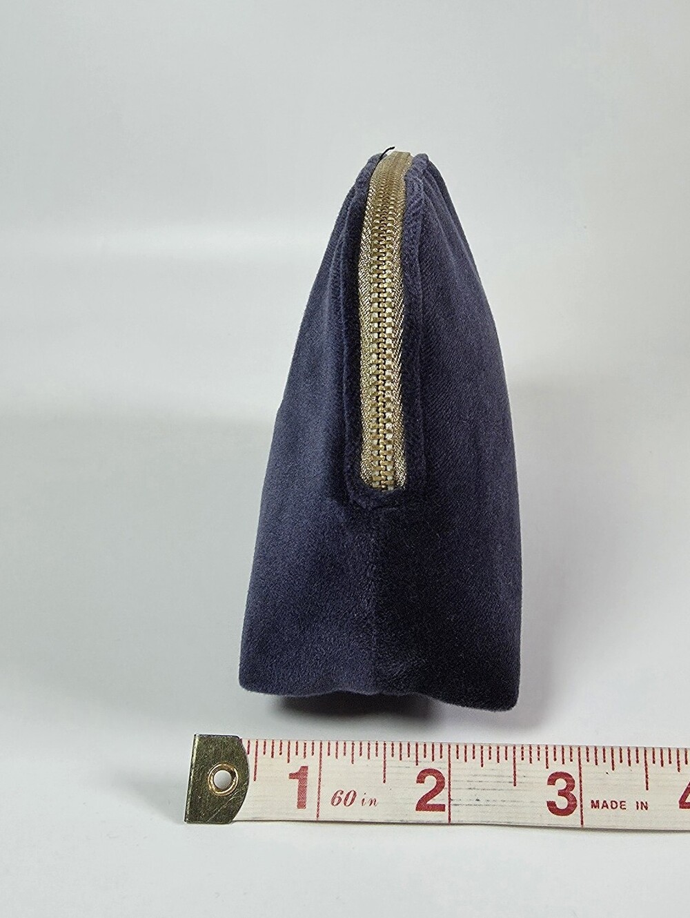New Dior Trousse Pouch Make Up Bag Navy Blue Velvet CD Logo Gold Zipper Trim - Picture 3 of 9